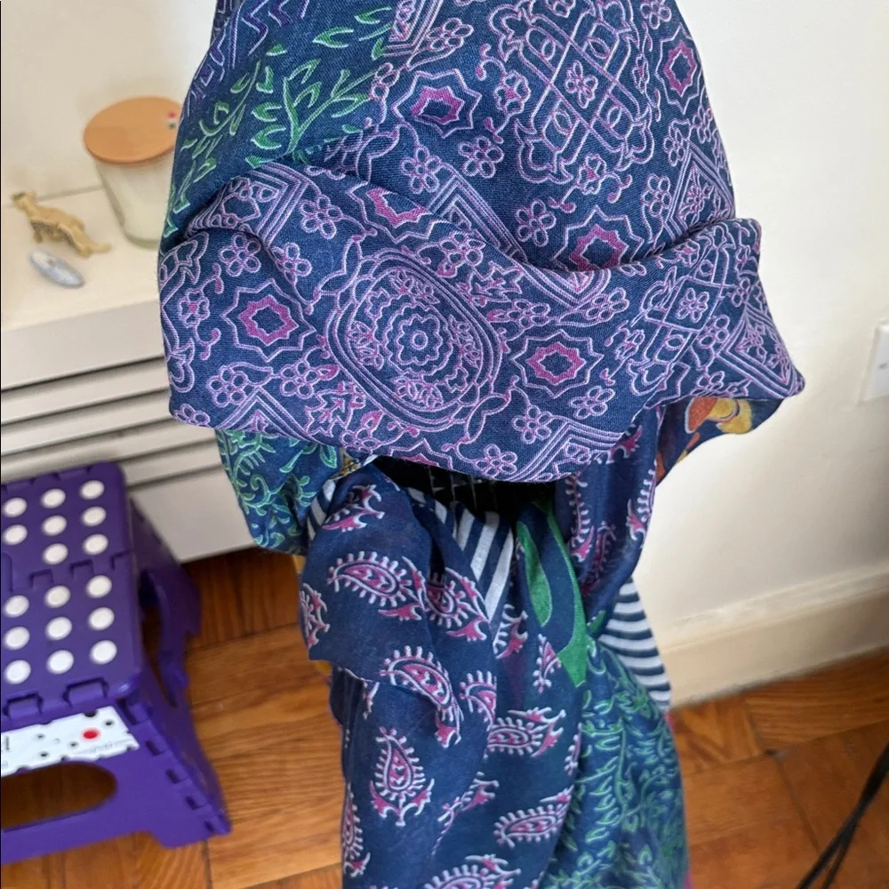 Colorful Patterned Scarf - Picture 2 of 4